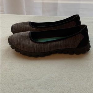 Skechers flex memory foam slip ones